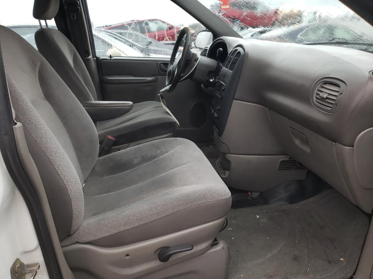 Photo 5 from auction – 2003 DODGE CARAVAN C/ with VIN 1D4GP21353B338505