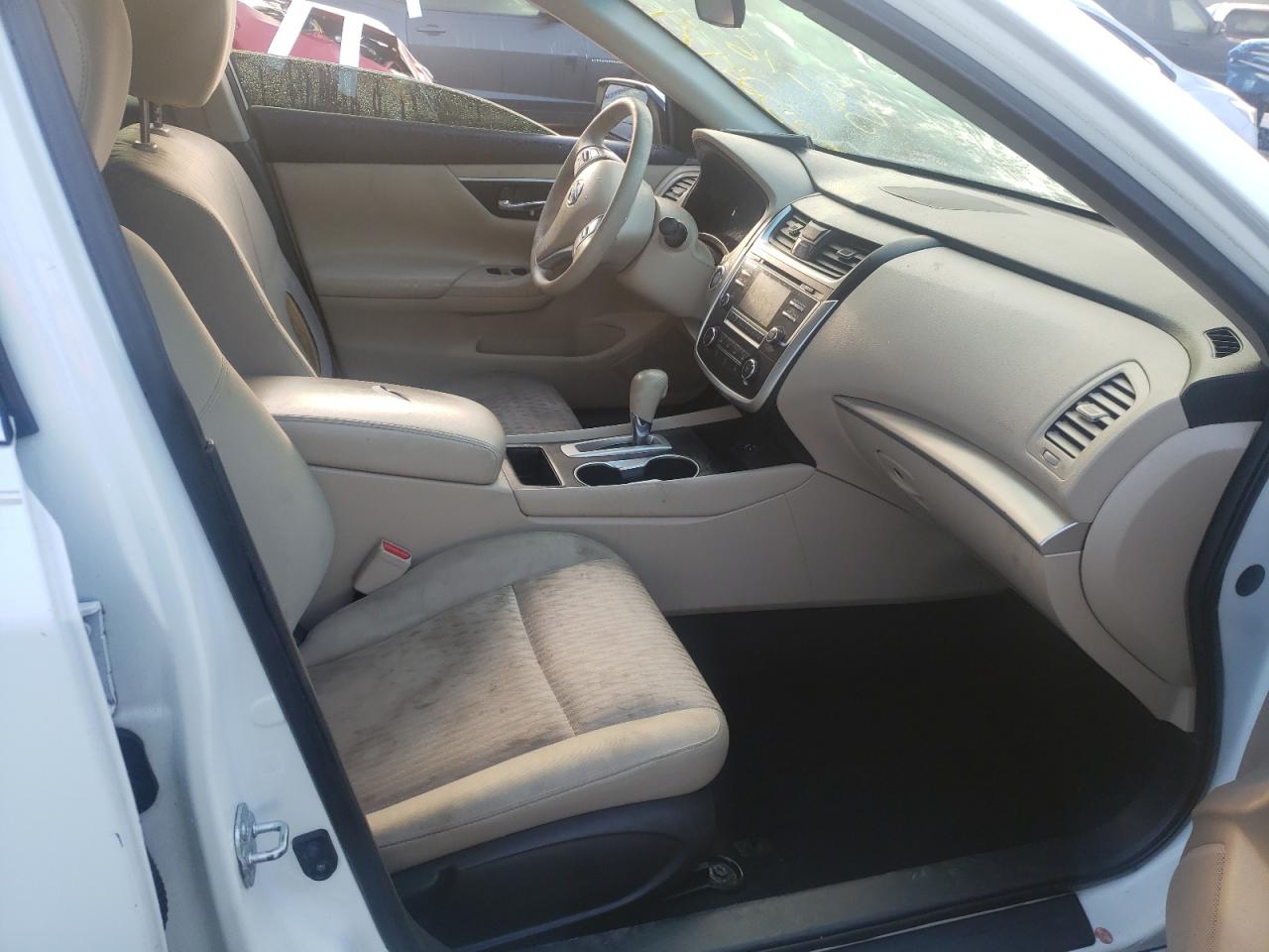 Photo 5 from auction – 2016 NISSAN ALTIMA 2.5 with VIN 1N4AL3AP5GN311547