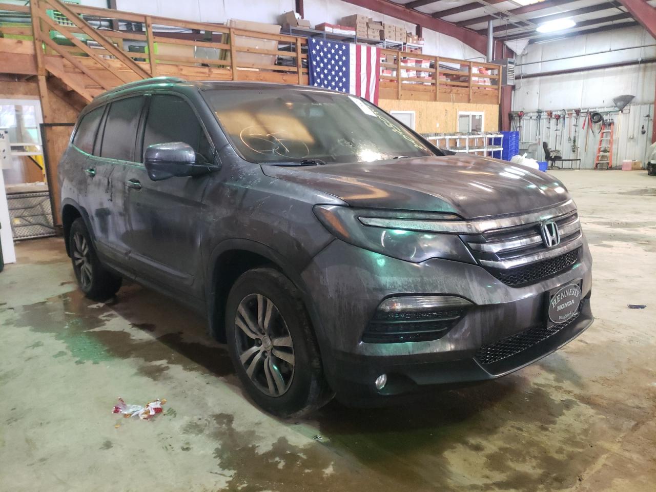 HONDA PILOT EXLN 2017 with VIN 5FNYF6H71HB080766 - Photo from auction