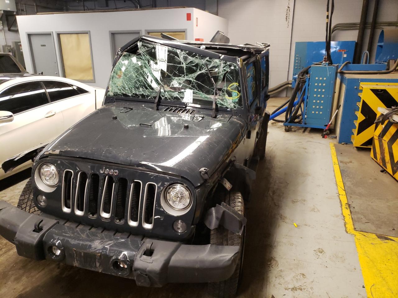 Photo 9 from auction – 2017 JEEP WRANGLER U with VIN 1C4HJWEG4HL675692