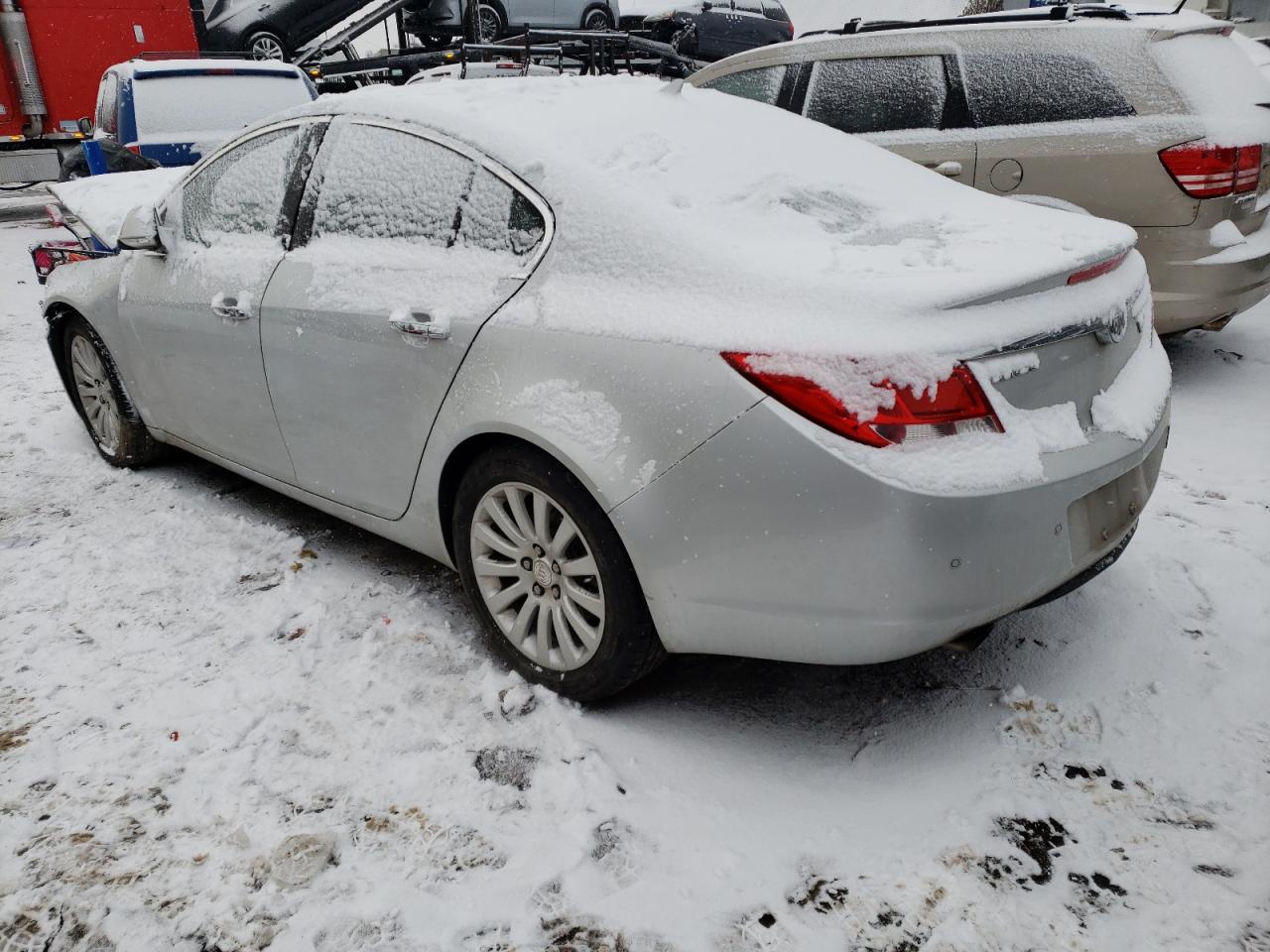 Photo 3 from auction – 2013 BUICK REGAL PREM with VIN 2G4GS5EV5D9192243