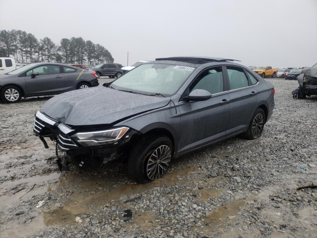 Photo 2 from auction – 2019 VOLKSWAGEN JETTA S with VIN 3VWCB7BUXKM234448