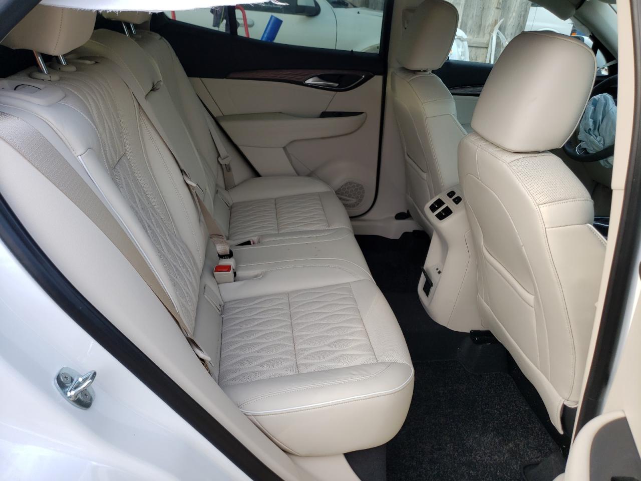Photo 6 from auction – 2021 BUICK ENVISION A with VIN LRBFZRR40MD164646