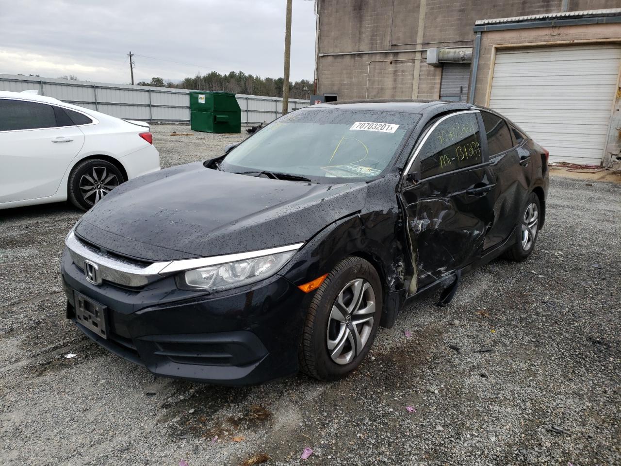 Photo 2 from auction – 2016 HONDA CIVIC LX with VIN 2HGFC2F55GH509301