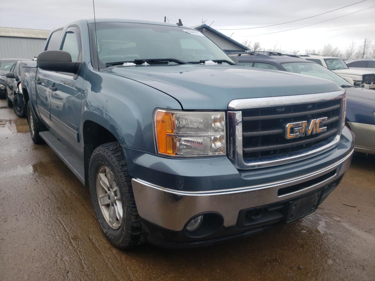 GMC SIERRA K15 2010 with VIN 3GTRKVE39AG120877 - Photo from auction