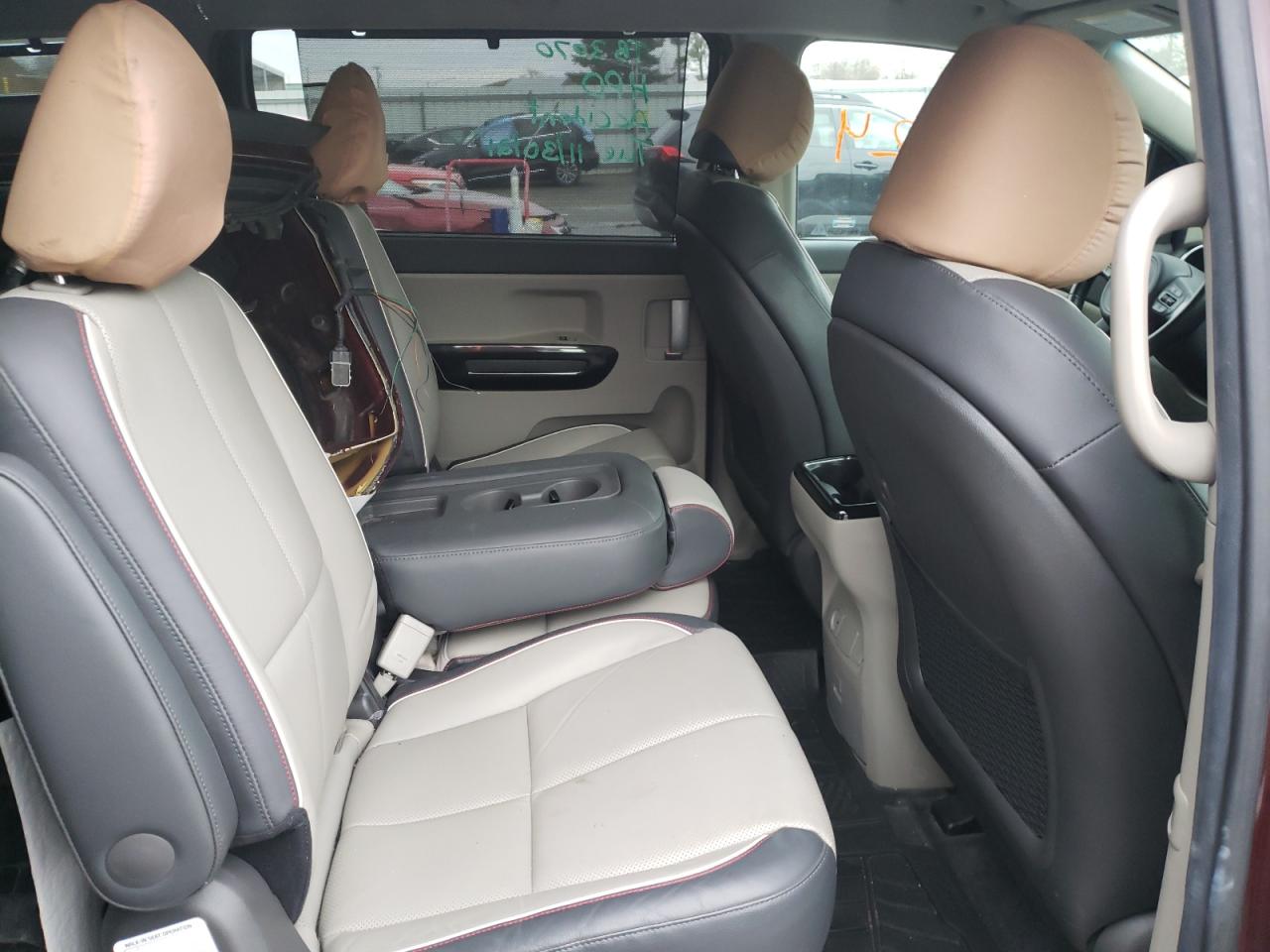 Photo 6 from auction – 2018 KIA SEDONA EX with VIN KNDMC5C15J6400886