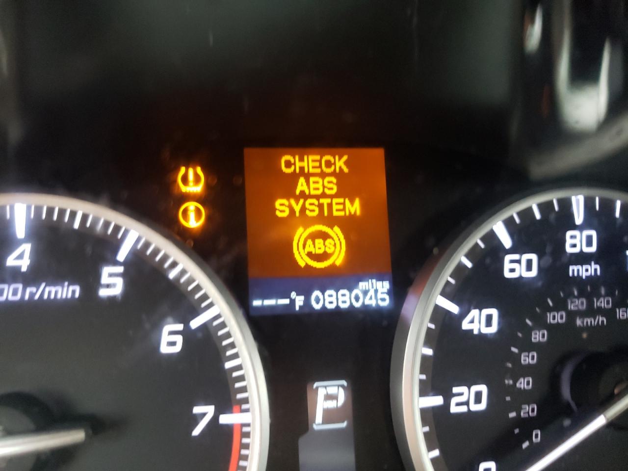 Photo 8 from auction – 2016 ACURA ILX BASE W with VIN 19UDE2F33GA014027