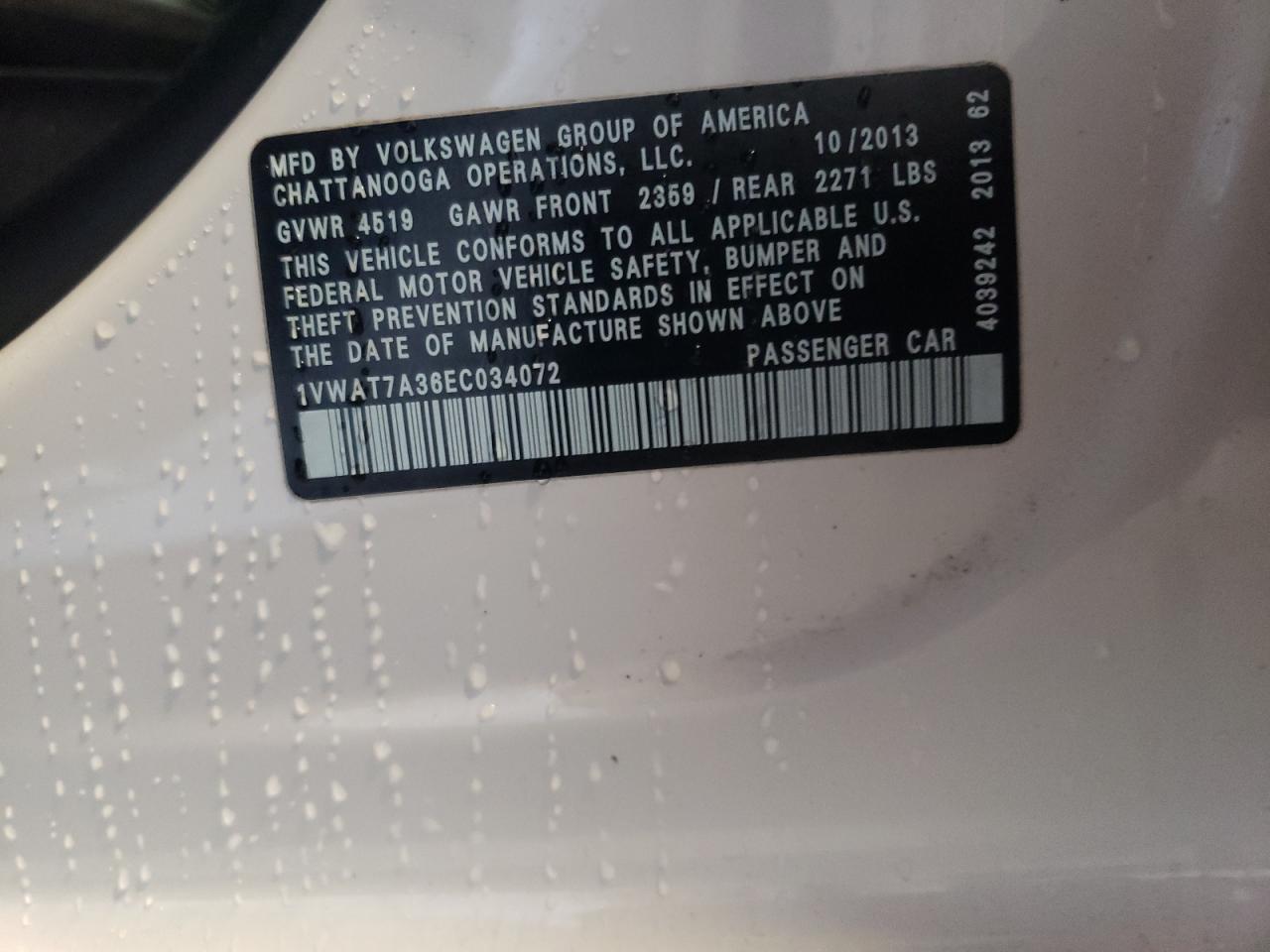 Photo 10 from auction – 2014 VOLKSWAGEN PASSAT S with VIN 1VWAT7A36EC034072