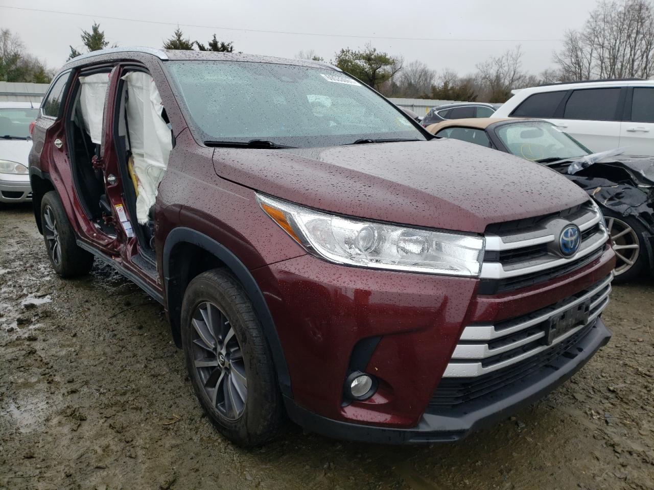 TOYOTA HIGHLANDER 2018 with VIN 5TDJGRFH7JS043816 - Photo from auction