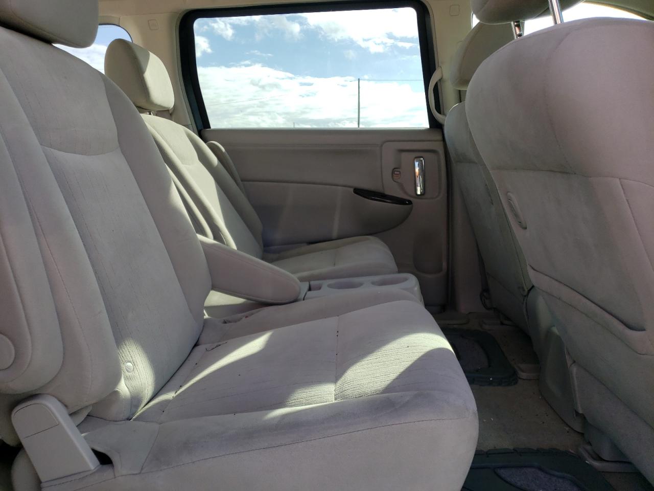 Photo 6 from auction – 2011 NISSAN QUEST S with VIN JN8AE2KP2B9000709
