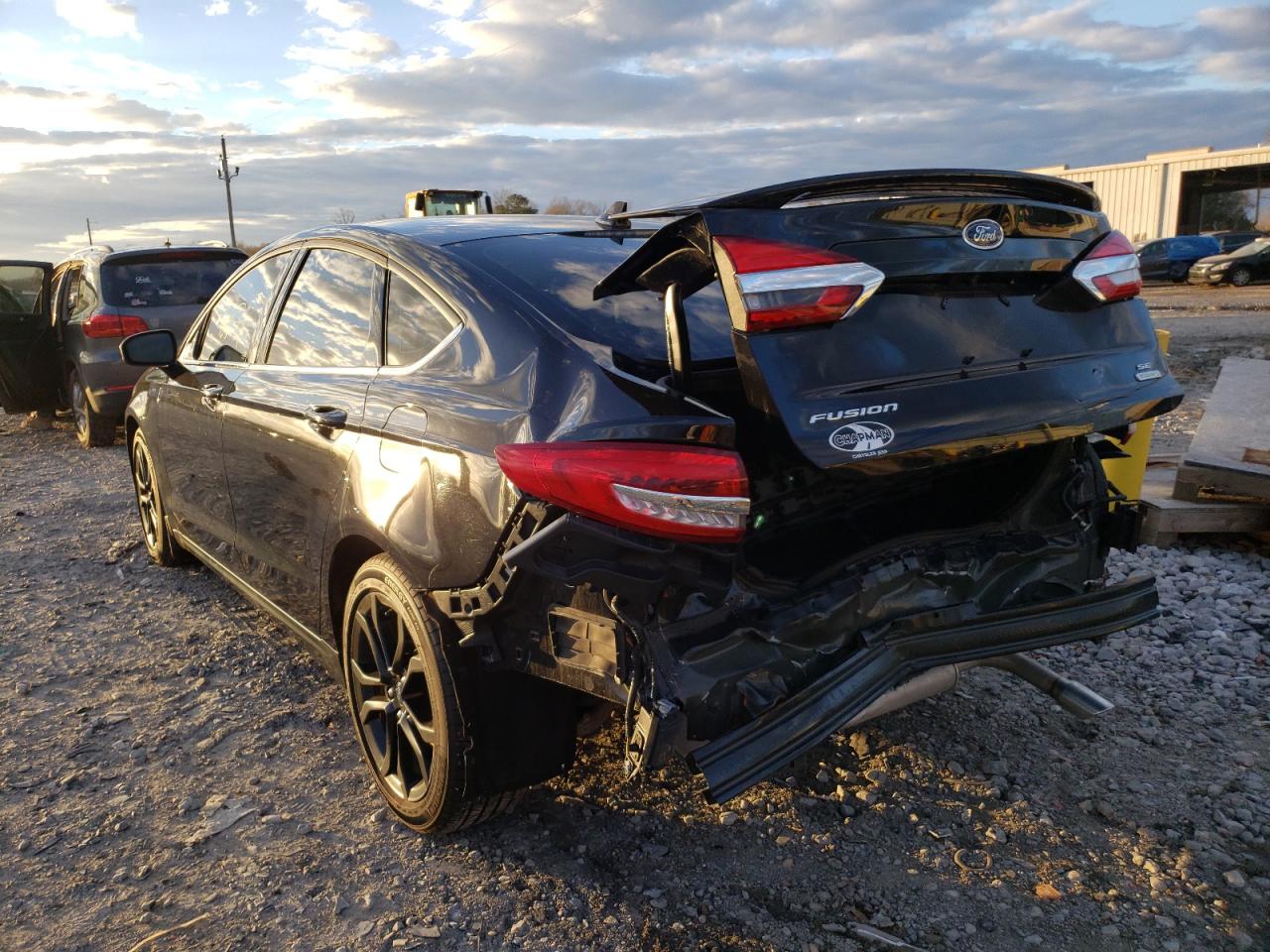 Photo 3 from auction – 2019 FORD FUSION SE with VIN 3FA6P0HD6KR284501