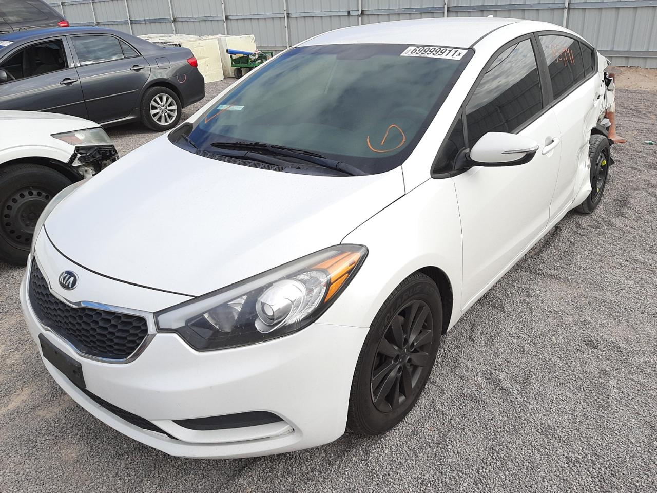 Photo 2 from auction – 2016 KIA FORTE LX with VIN KNAFX4A69G5583095