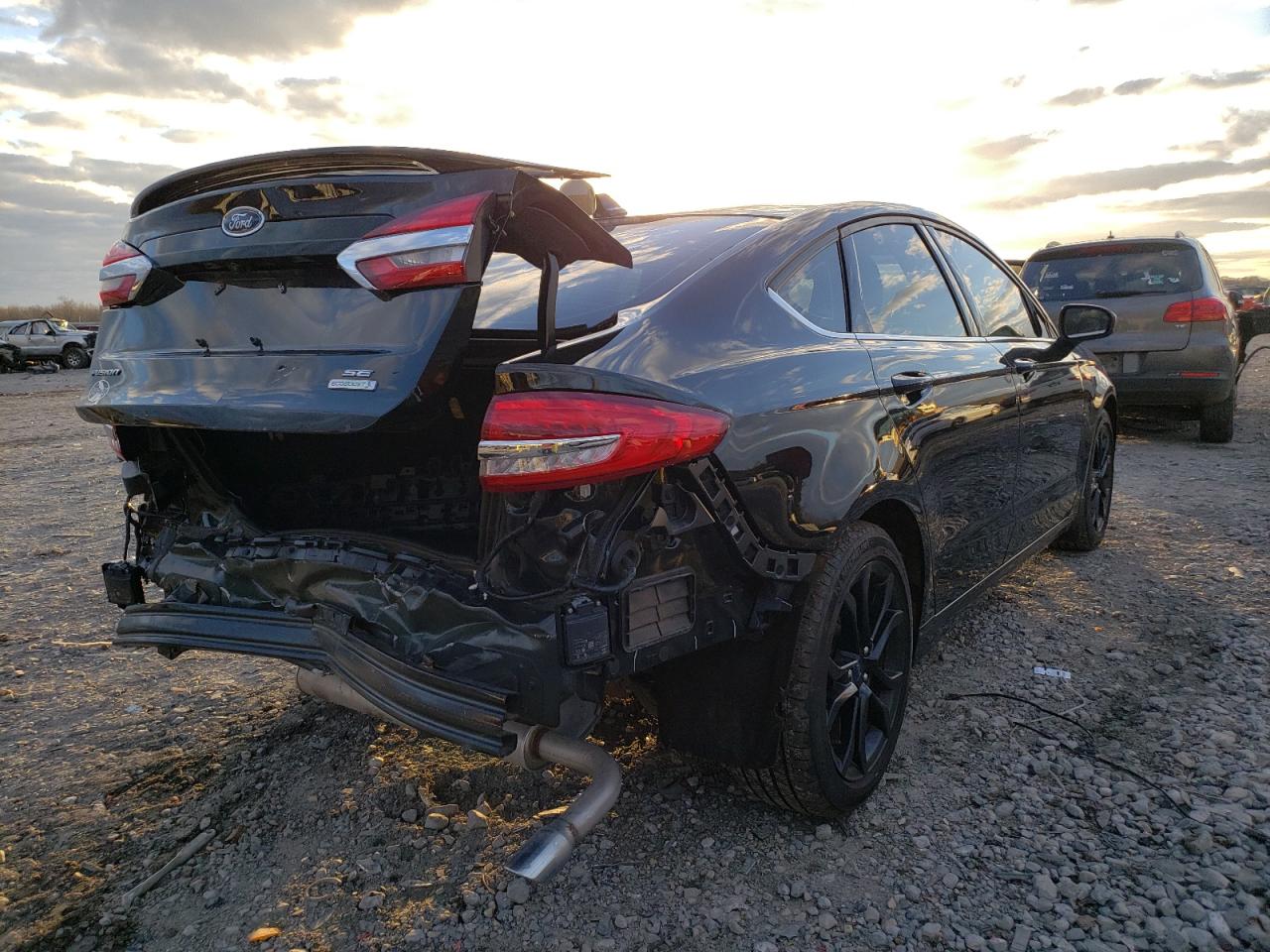 Photo 4 from auction – 2019 FORD FUSION SE with VIN 3FA6P0HD6KR284501