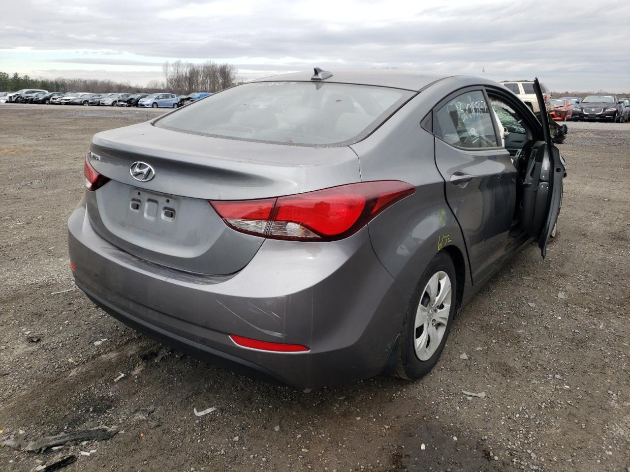 Photo 4 from auction – 2016 HYUNDAI ELANTRA SE with VIN KMHDH4AEXGU652277