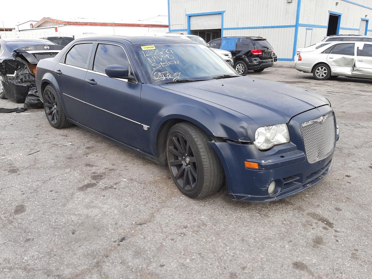 CHRYSLER 300 2006 with VIN 2C3KA73W16H470156 - Photo from auction