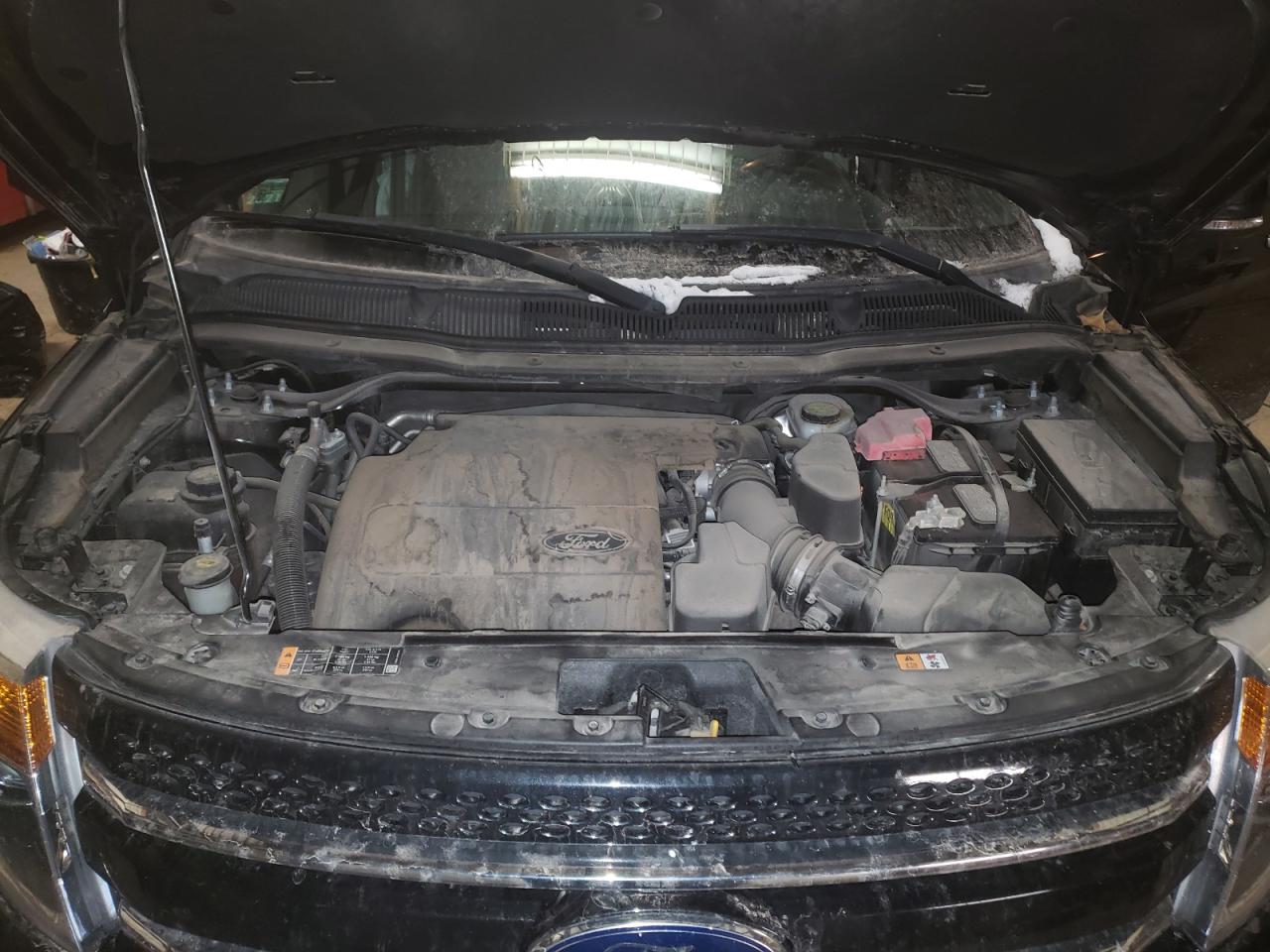 Photo 7 from auction – 2015 FORD EXPLORER L with VIN 1FM5K8F89FGB27093