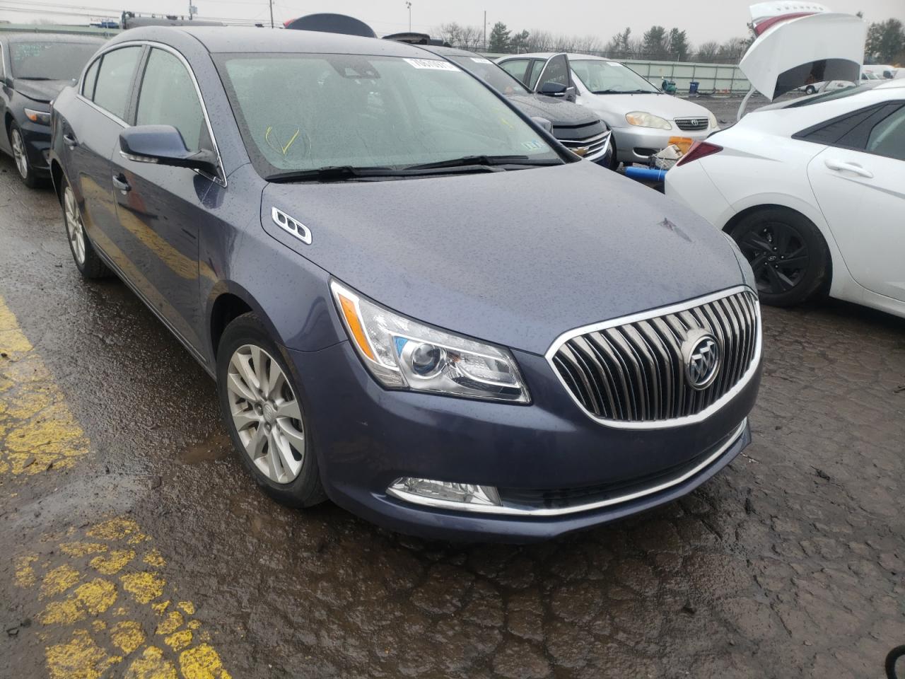 BUICK LACROSSE 2015 with VIN 1G4GB5GR2FF336423 - Photo from auction