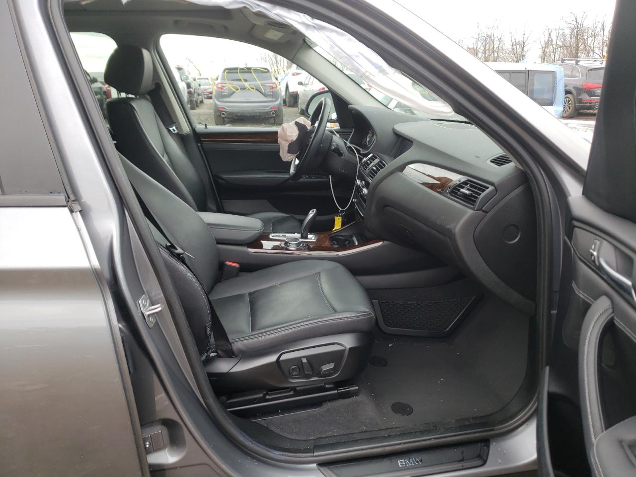 Photo 5 from auction – 2016 BMW X3 XDRIVE2 with VIN 5UXWX9C58G0D75566