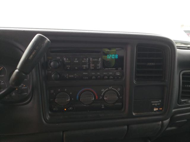 Photo 9 from auction – 2002 CHEVROLET SILVERADO with VIN 1GCEC19T92E301856
