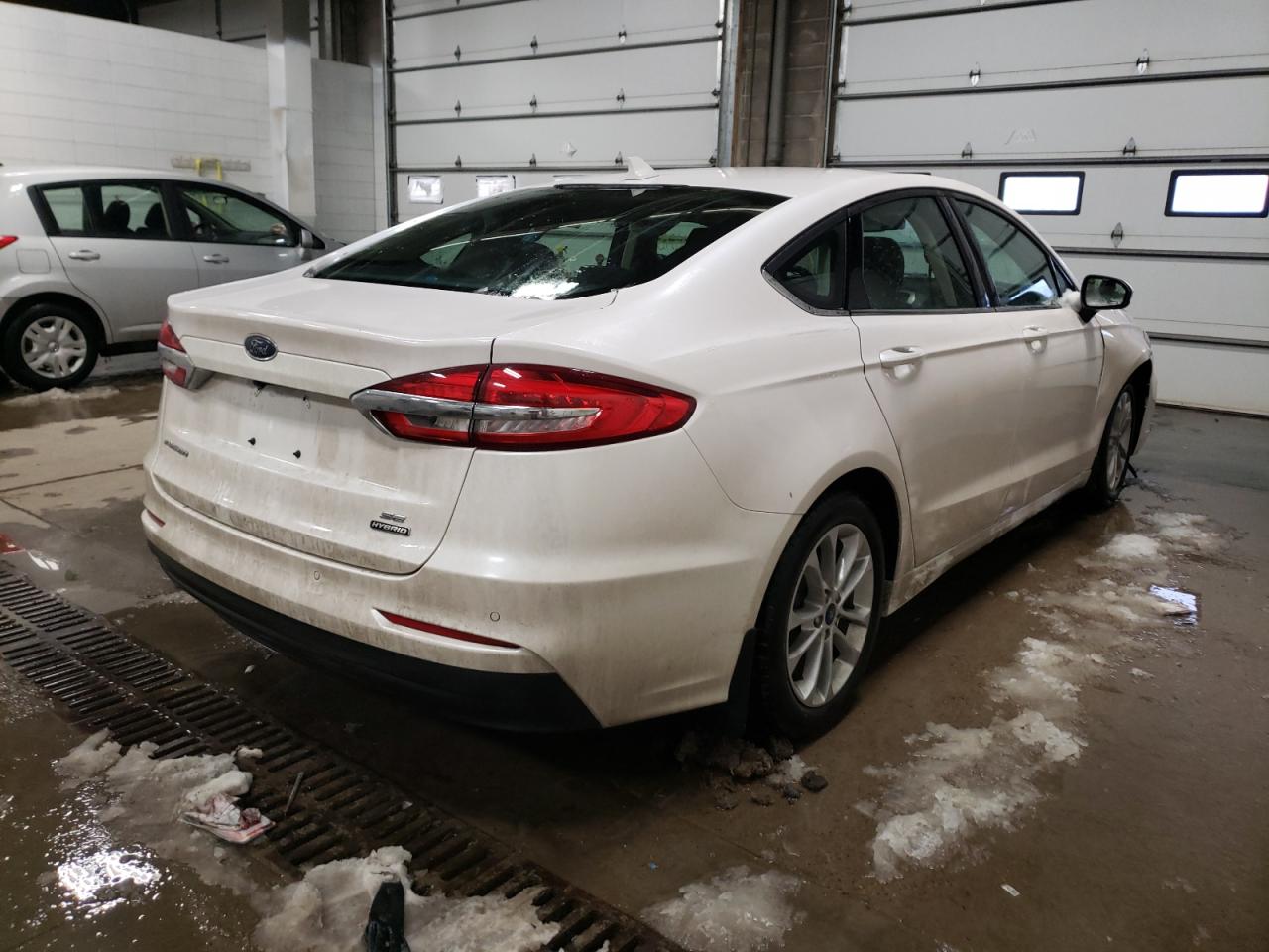 Photo 4 from auction – 2020 FORD FUSION SE with VIN 3FA6P0LU9LR265952