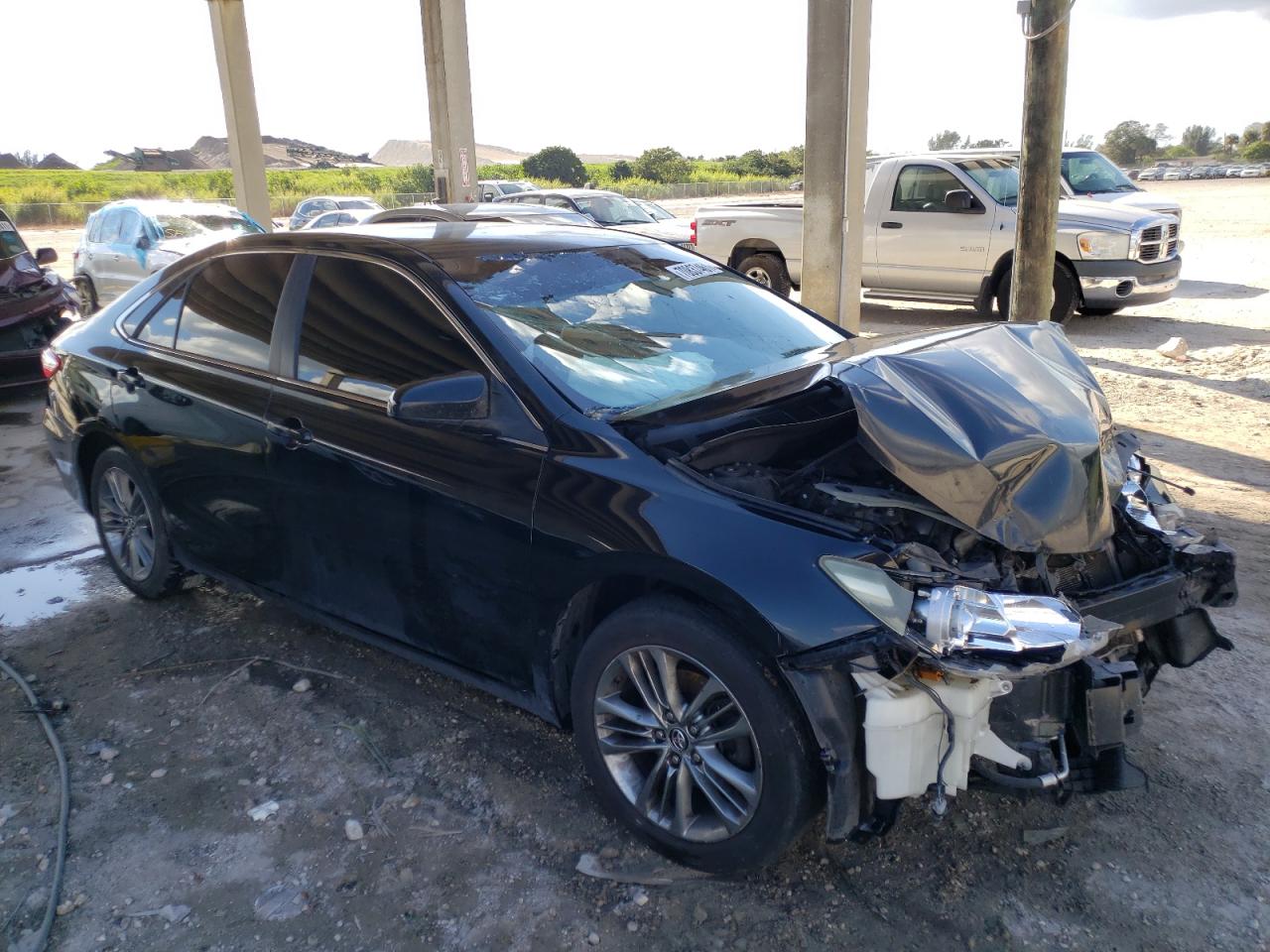 TOYOTA CAMRY LE 2015 with VIN 4T1BF1FK4FU476769 - Photo from auction