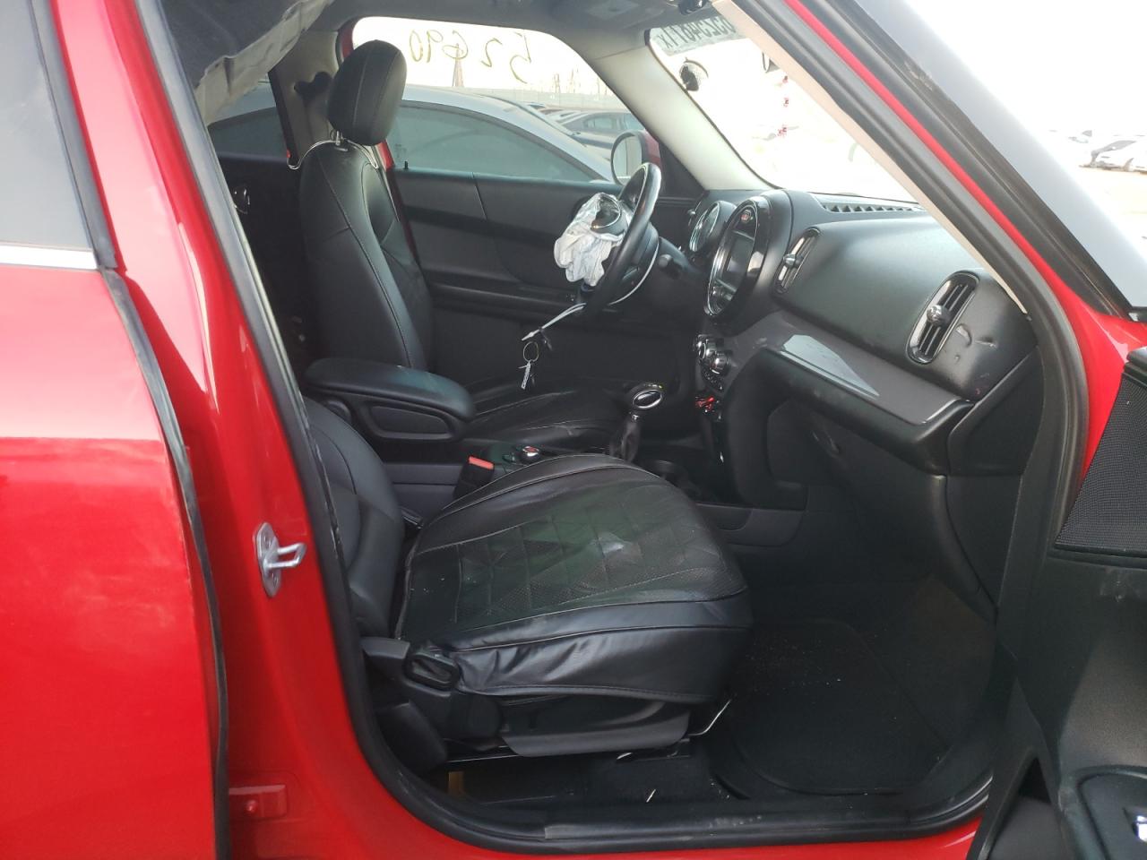 Photo 6 from auction – 2019 MINI COOPER COU with VIN WMZYS7C58K3F45283