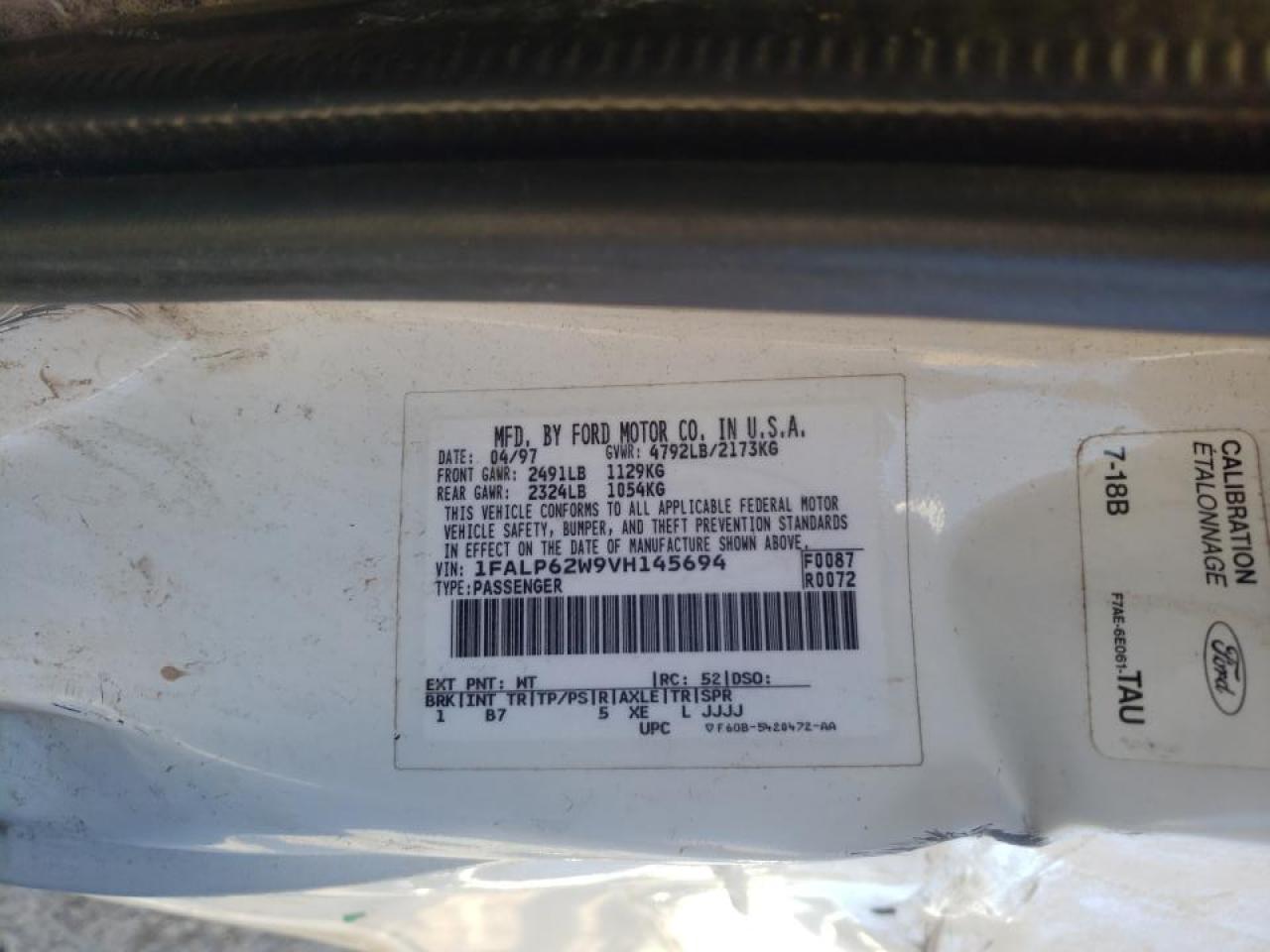 Photo 10 from auction – 1997 FORD THUNDERBIR with VIN 1FALP62W9VH145694