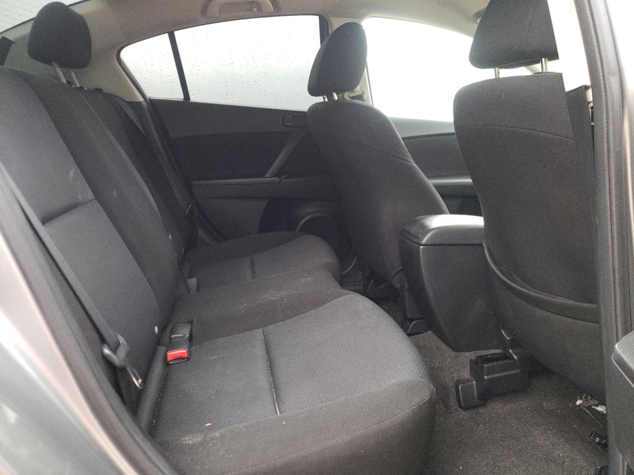 Photo 6 from auction – 2010 MAZDA 3 I with VIN JM1BL1SG1A1248768