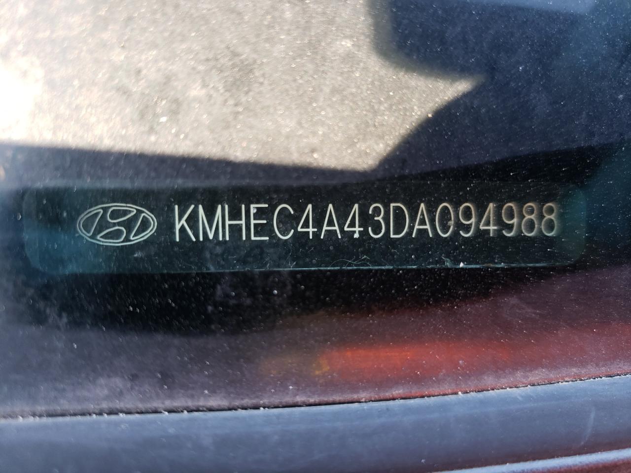 Photo 10 from auction – 2013 HYUNDAI SONATA HYB with VIN KMHEC4A43DA094988