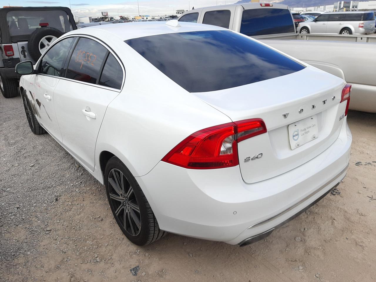 Photo 3 from auction – 2016 VOLVO S60 PREMIE with VIN LYV402FK6GB089012