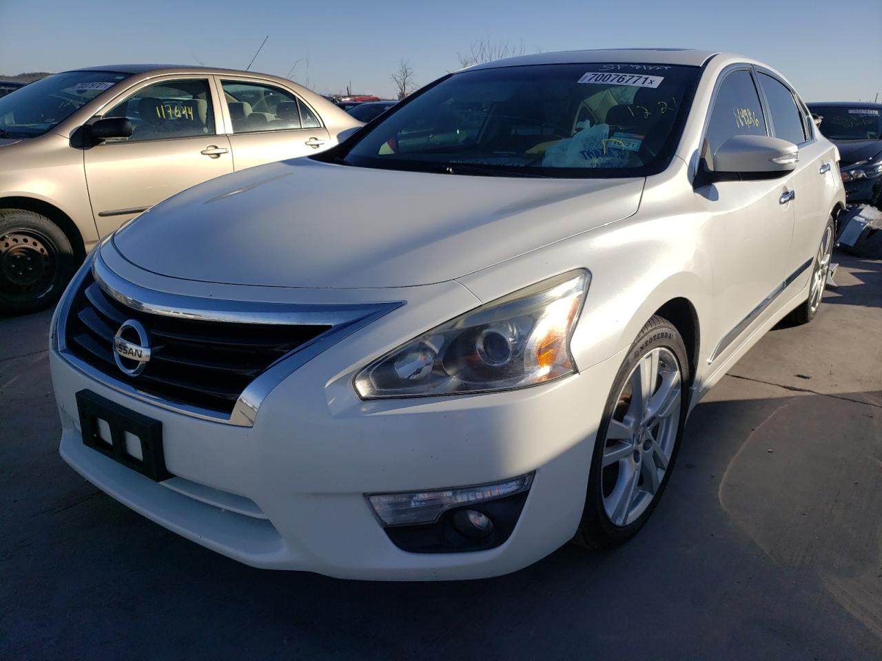 Photo 2 from auction – 2015 NISSAN ALTIMA 3.5 with VIN 1N4BL3AP5FC179520