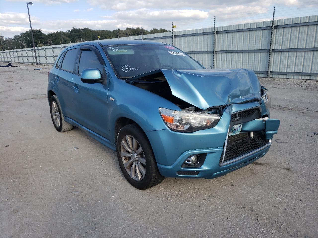MITSUBISHI OUTLANDER 2011 with VIN JA4AR4AU2BZ018009 - Photo from auction