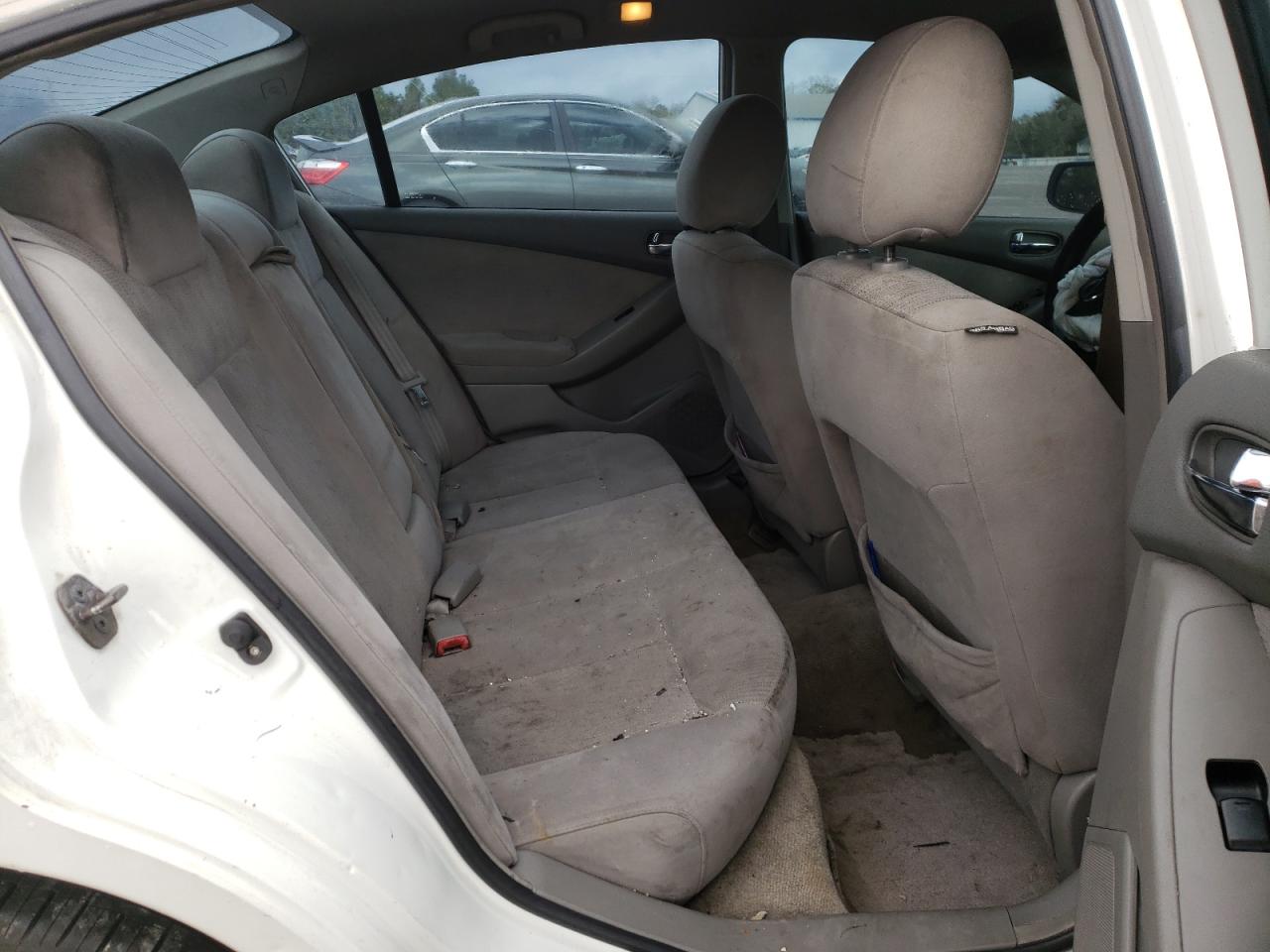Photo 6 from auction – 2010 NISSAN ALTIMA with VIN 1N4AL2AP1AC175429
