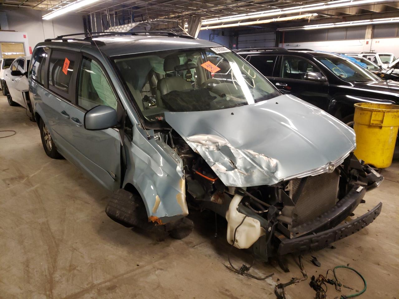 CHRYSLER TOWN & COU 2008 with VIN 2A8HR54P78R731533 - Photo from auction