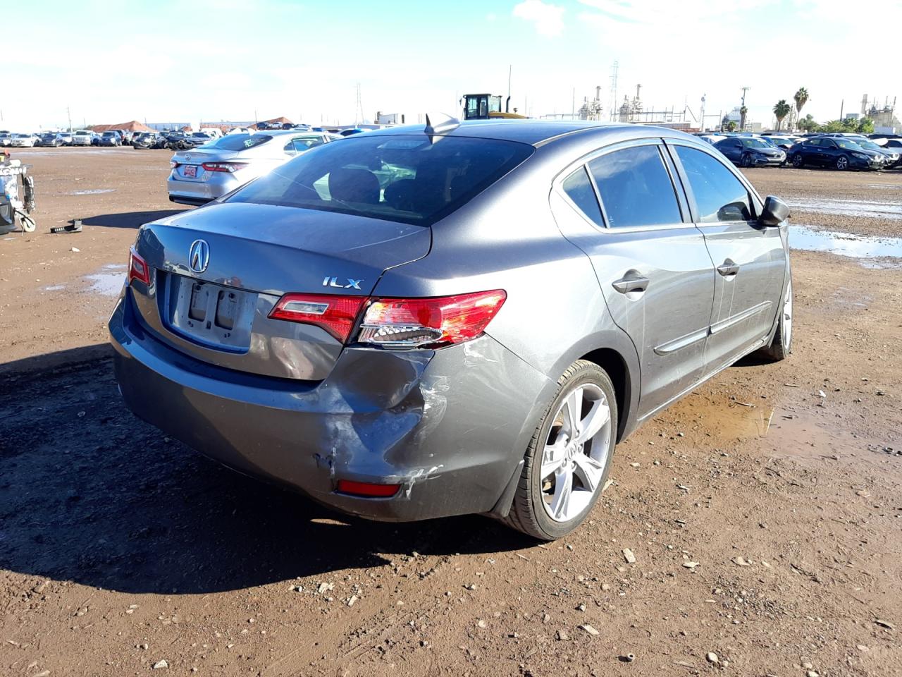 Photo 4 from auction – 2013 ACURA ILX 20 PRE with VIN 19VDE1F55DE008662