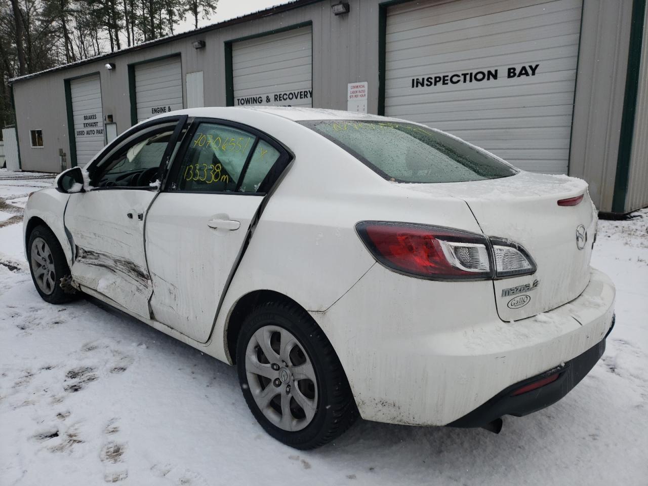 Photo 3 from auction – 2011 MAZDA 3 I with VIN JM1BL1UG0B1381939