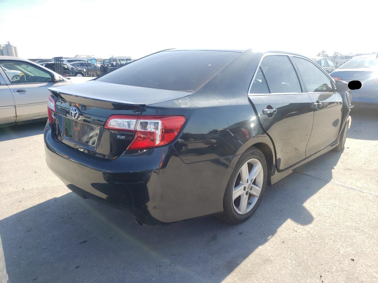 Photo 4 from auction – 2014 TOYOTA CAMRY L with VIN 4T1BF1FK4EU317457