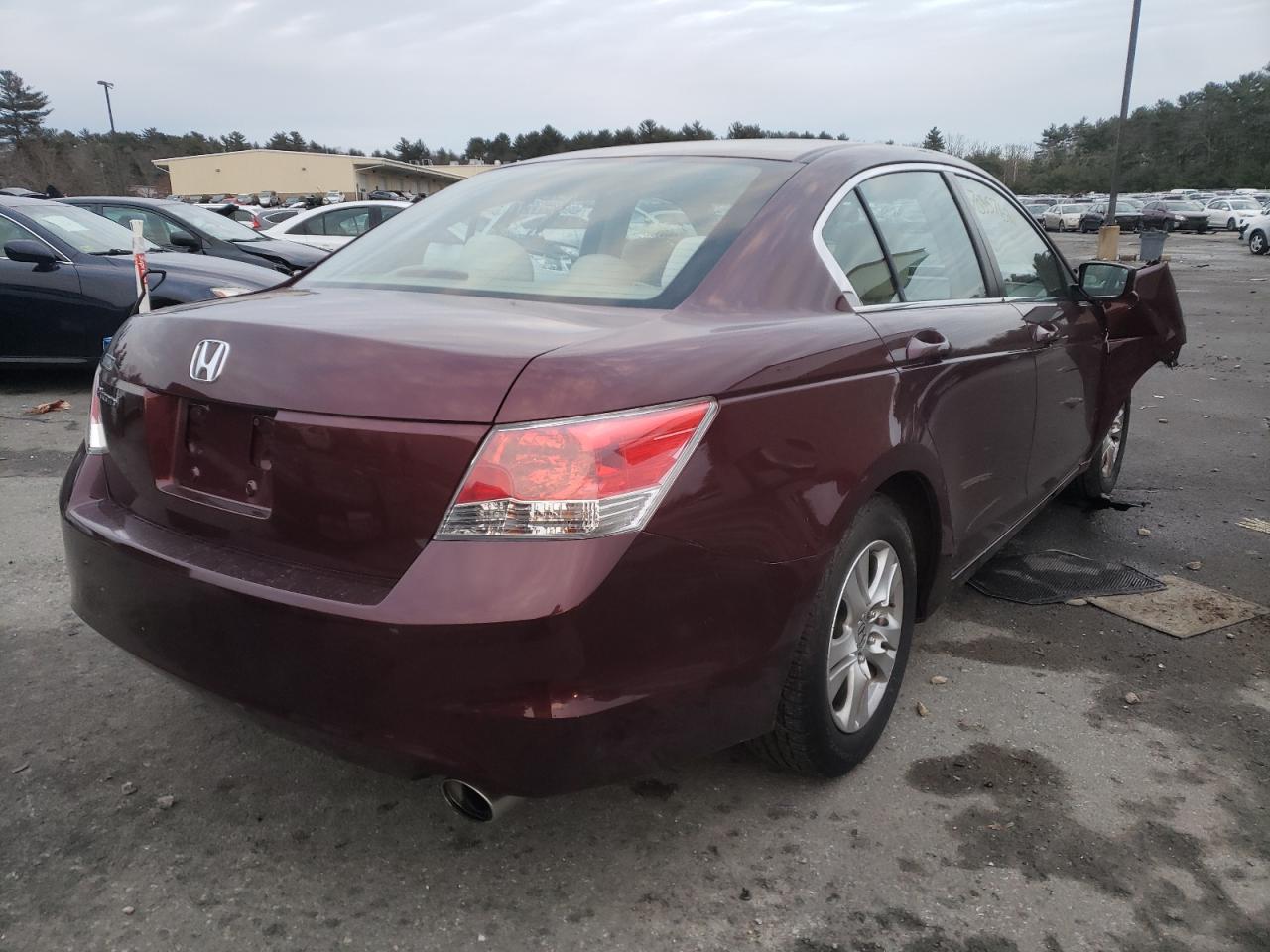 Photo 4 from auction – 2010 HONDA ACCORD LXP with VIN 1HGCP2F42AA165267
