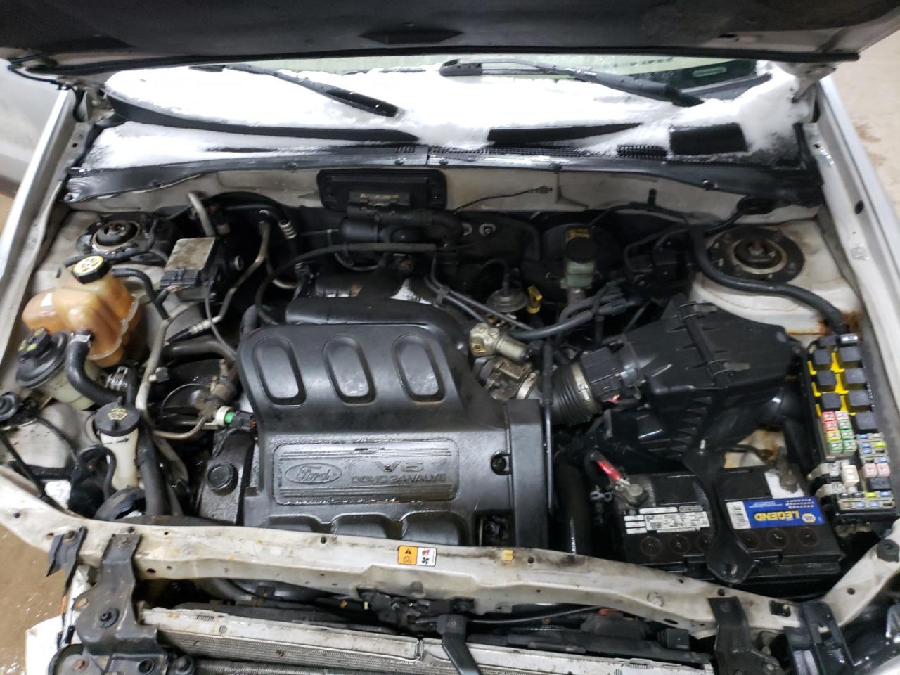 Photo 7 from auction – 2003 FORD ESCAPE XLS with VIN 1FMCU92163KB09742