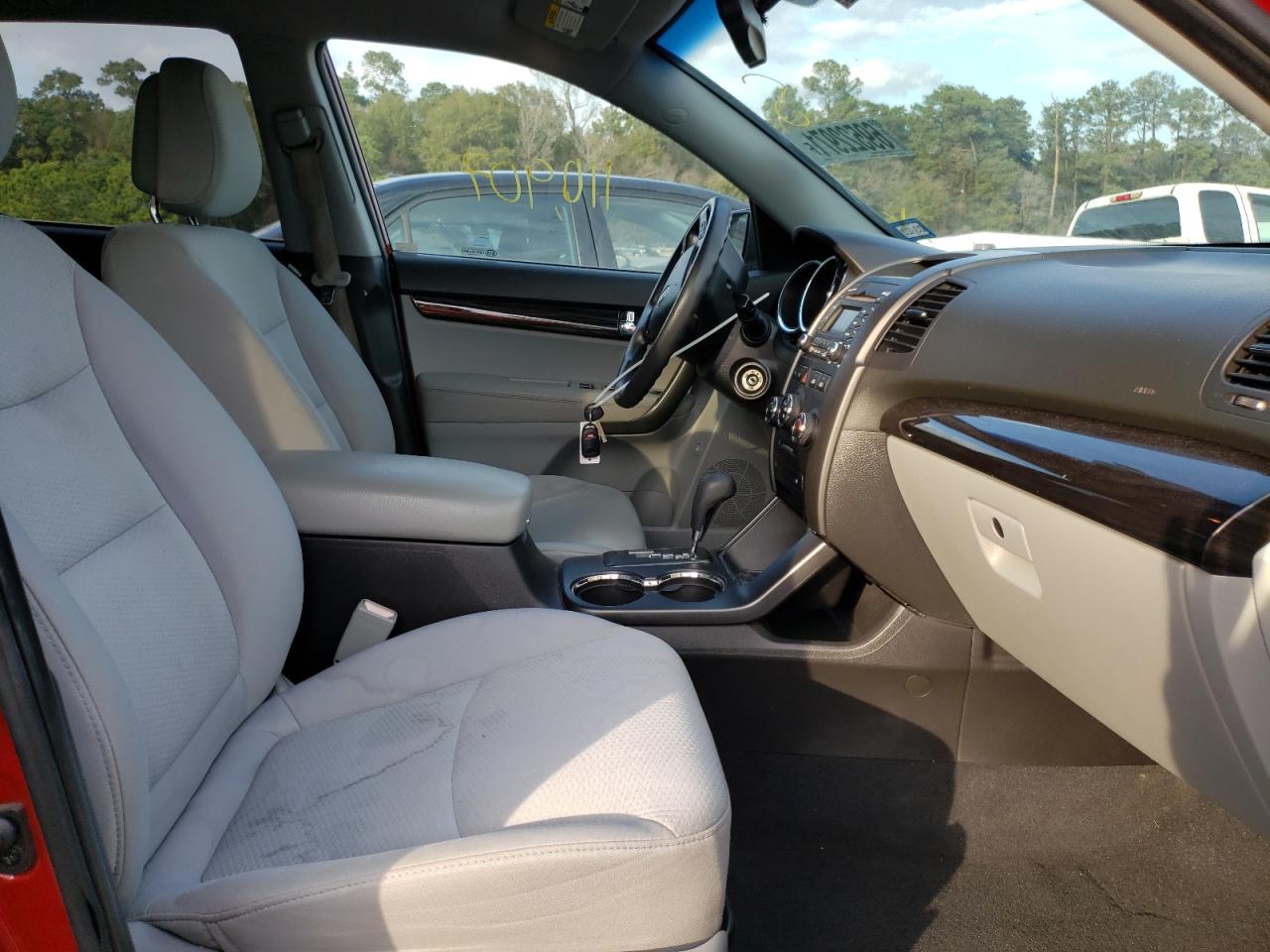 Photo 5 from auction – 2011 KIA SORENTO BA with VIN 5XYKT3A15BG056070