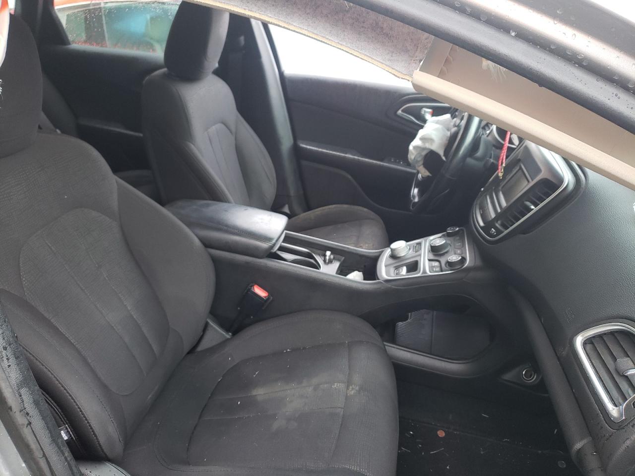 Photo 5 from auction – 2016 CHRYSLER 200 LX with VIN 1C3CCCFB7GN182781