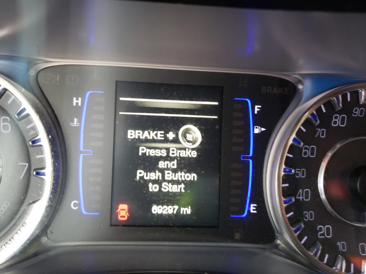 Photo 8 from auction – 2016 CHRYSLER 200 LX with VIN 1C3CCCFB7GN182781