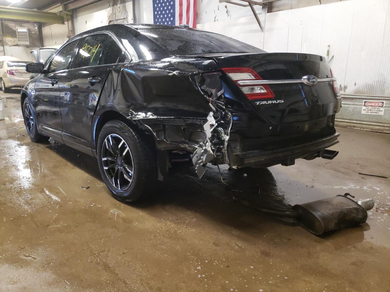 Photo 3 from auction – 2016 FORD TAURUS SEL with VIN 1FAHP2E81GG147931