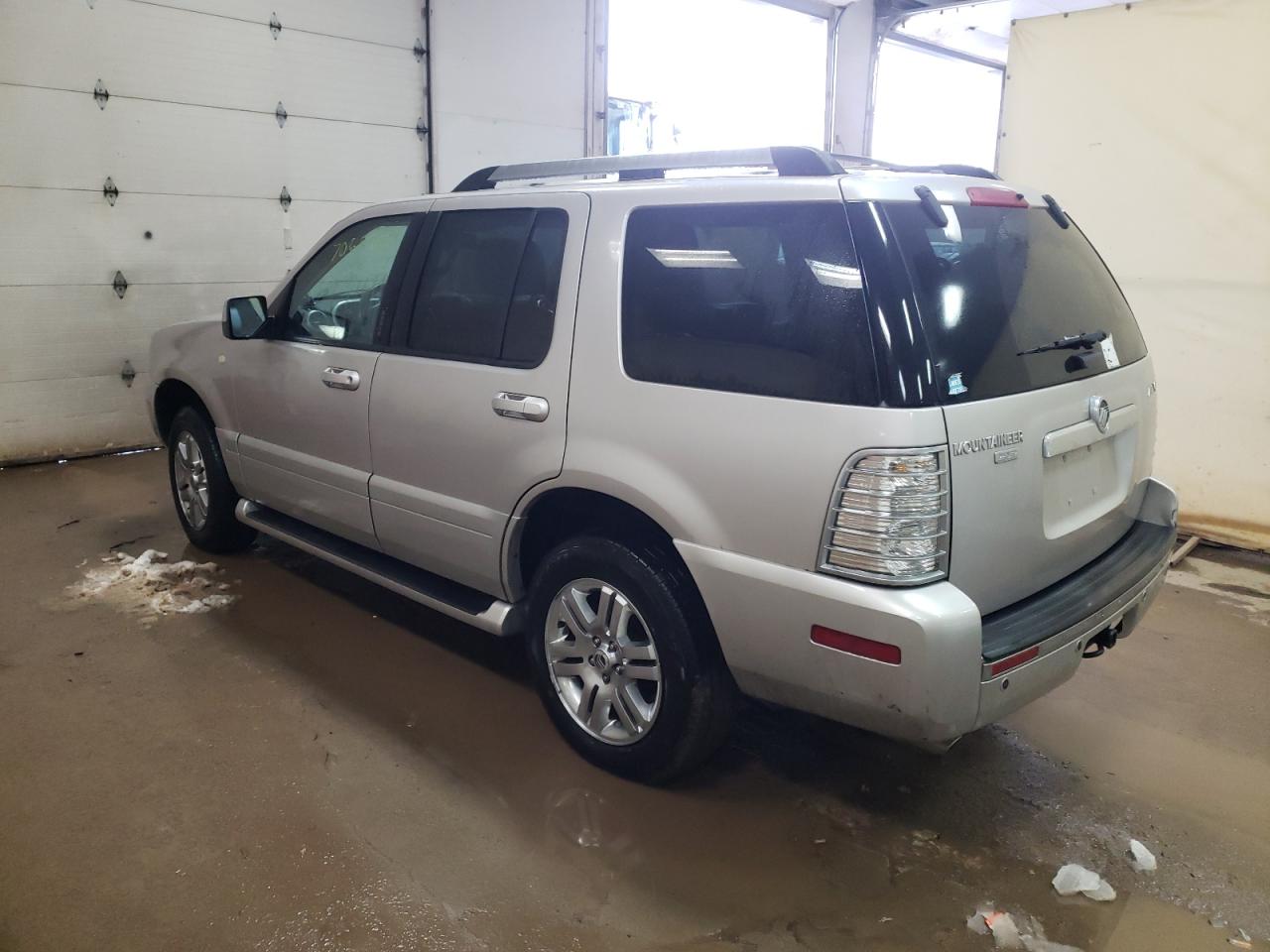 Photo 3 from auction – 2006 MERCURY MOUNTAINEE with VIN 4M2EU48886UJ15727