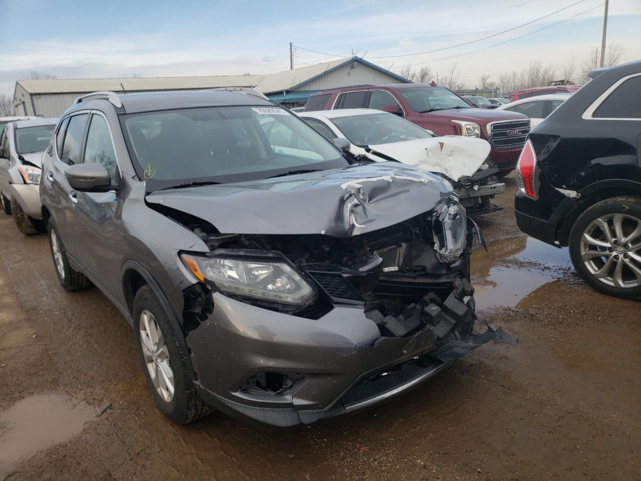 NISSAN ROGUE S 2016 with VIN KNMAT2MV1GP706893 - Photo from auction