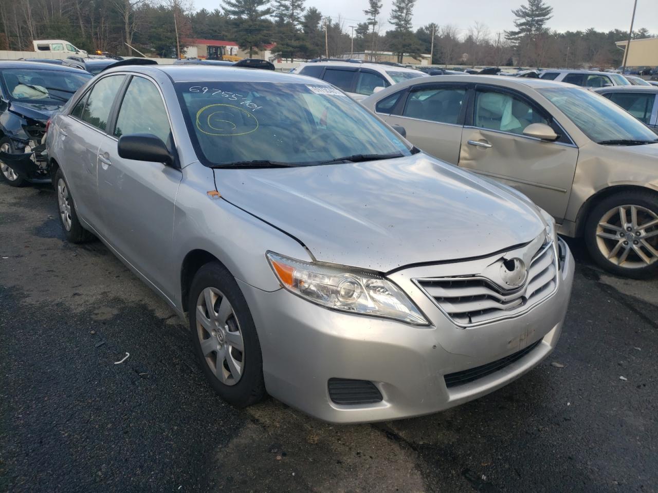 TOYOTA CAMRY BASE 2011 con VIN 4T1BF3EK7BU696785 - Foto de la subasta