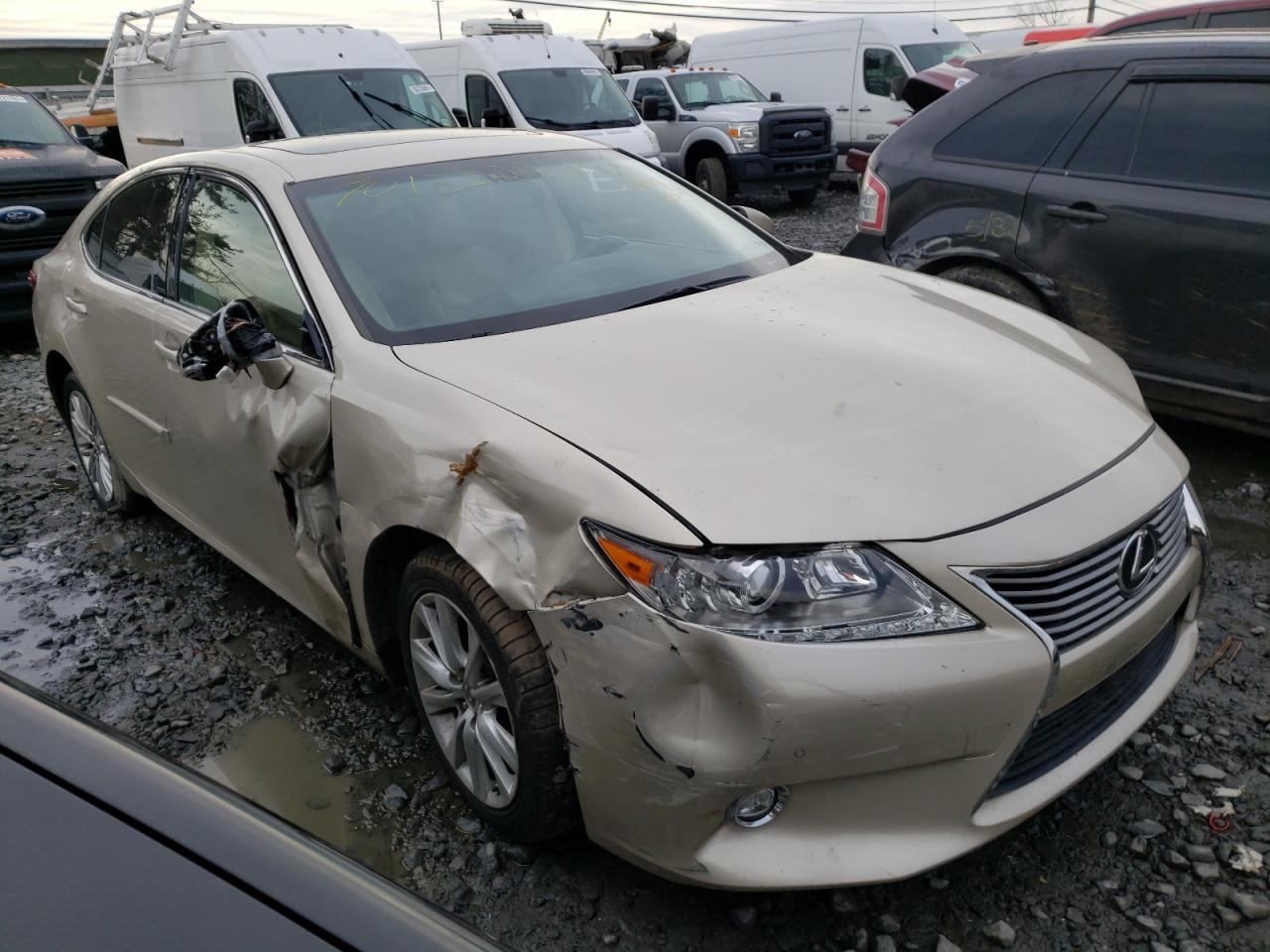LEXUS ES 350 2015 with VIN JTHBK1GG3F2180727 - Photo from auction