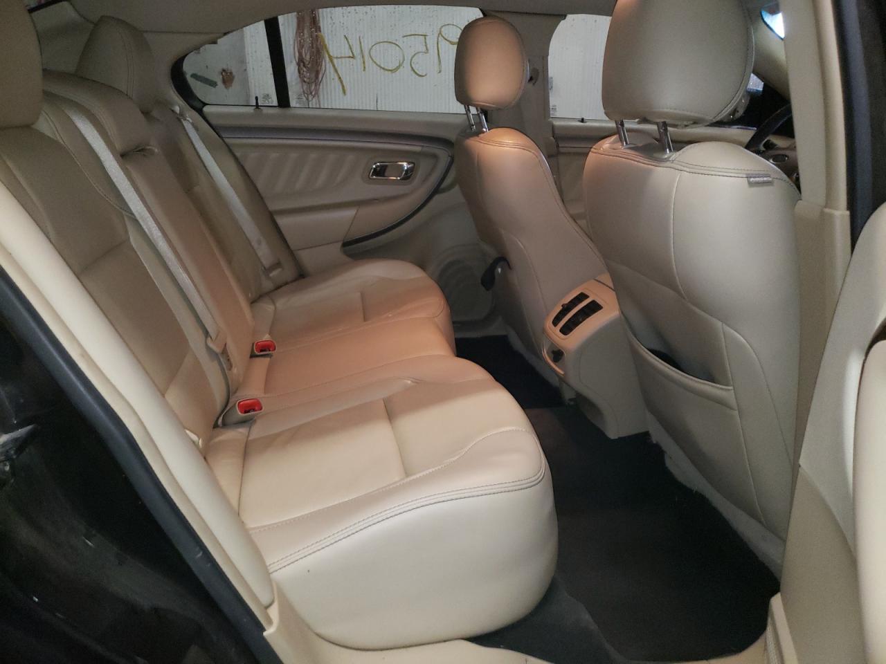 Photo 6 from auction – 2016 FORD TAURUS SEL with VIN 1FAHP2E81GG147931