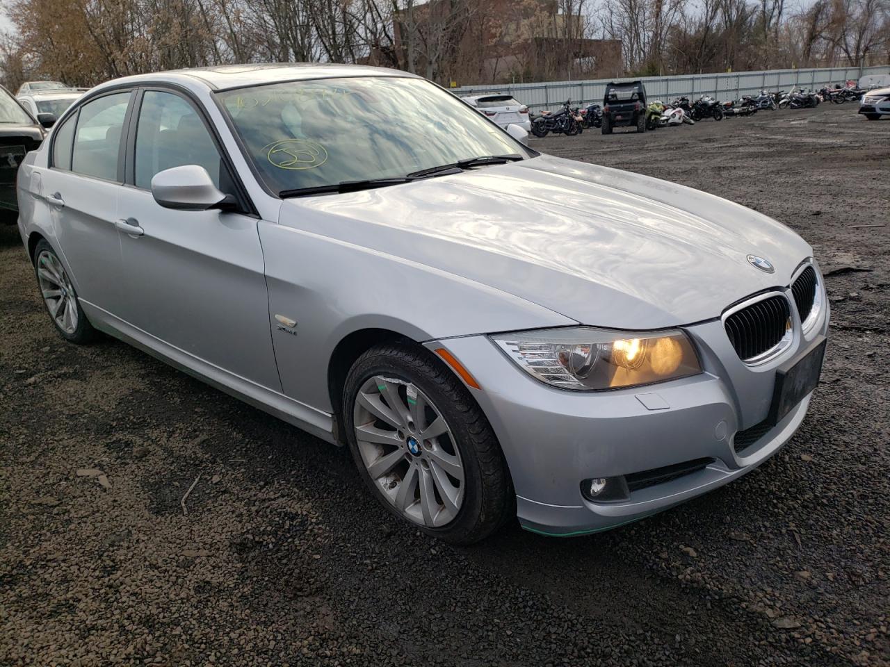 BMW 328 XI 2011 z numerem VIN WBAPK7C51BA820588 - Zdjęcie z aukcji