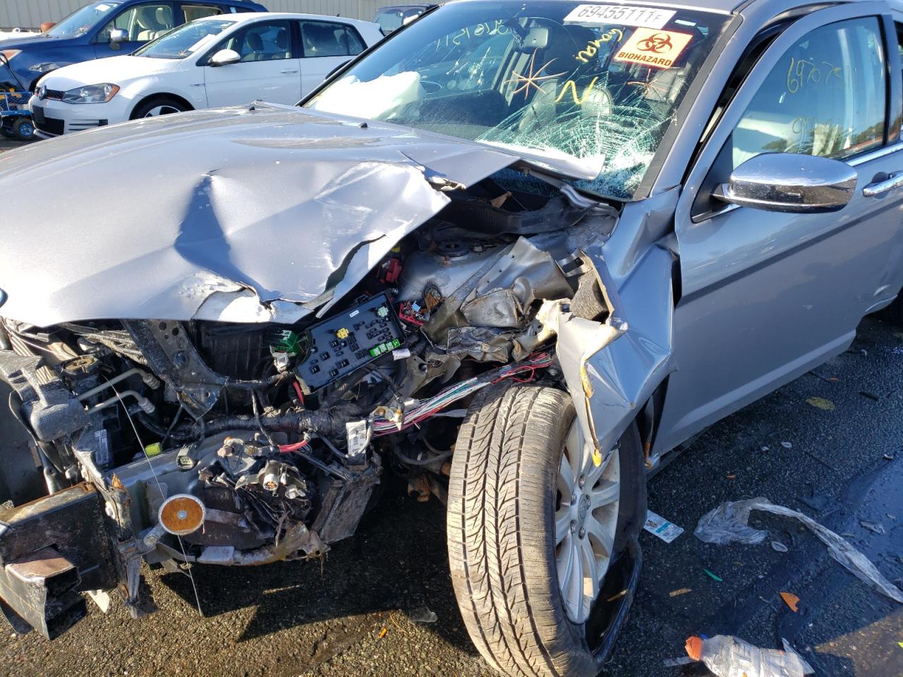 Photo 9 from auction – 2014 CHRYSLER 200 LIMITE with VIN 1C3CCBCG0EN157406